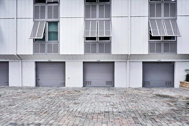 6046 W PEPPERTREE WAY 223B, Sarasota, FL 34242