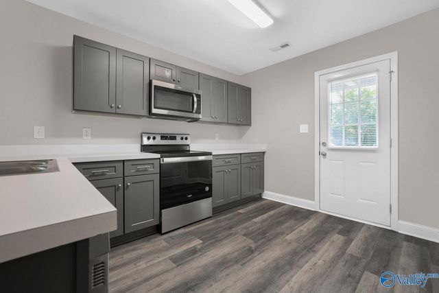 218 Ward Avenue, Huntsville, AL 35801