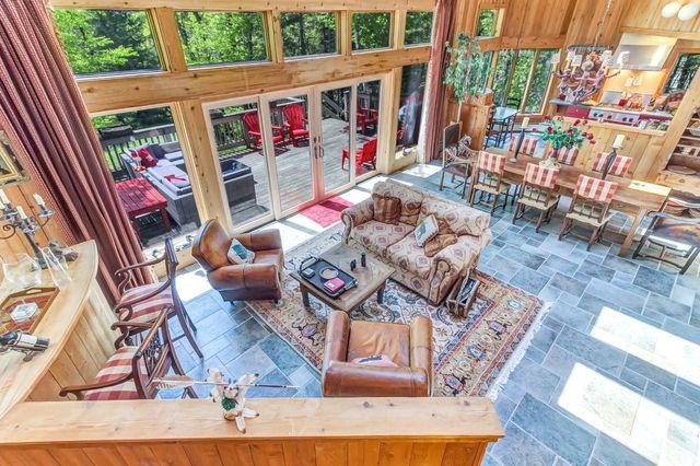 20 Blackberry Lane, Peru, VT 05152