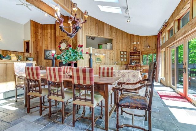 20 Blackberry Lane, Peru, VT 05152