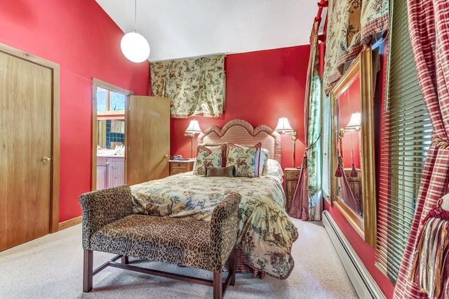 20 Blackberry Lane, Peru, VT 05152