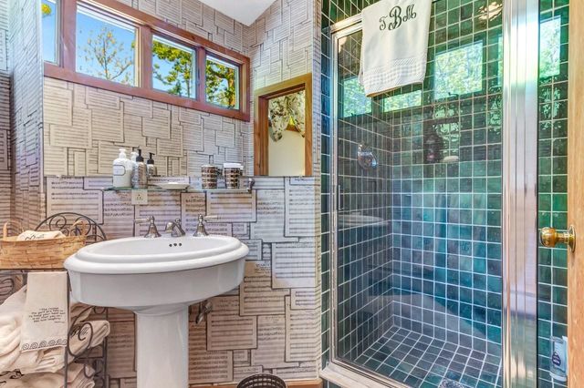 20 Blackberry Lane, Peru, VT 05152