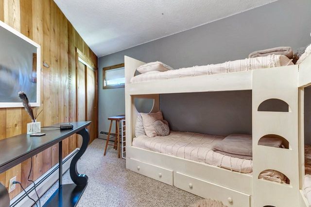 20 Blackberry Lane, Peru, VT 05152