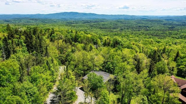 20 Blackberry Lane, Peru, VT 05152
