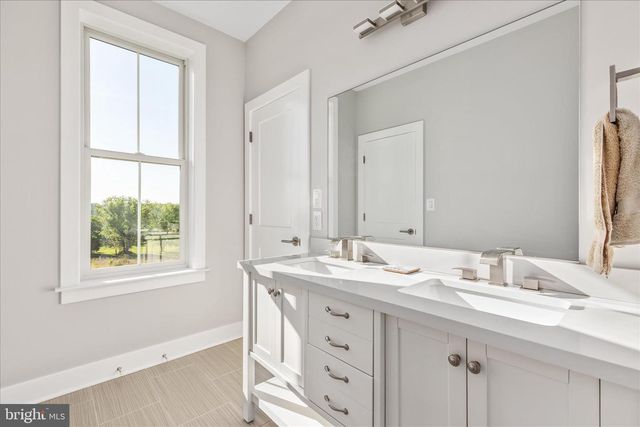 165 CARROLL RIDGE LN, Winchester, VA 22602
