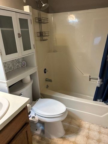 237 South Street 28, Shrewsbury, MA 01545