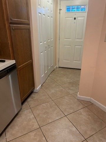 237 South Street 28, Shrewsbury, MA 01545