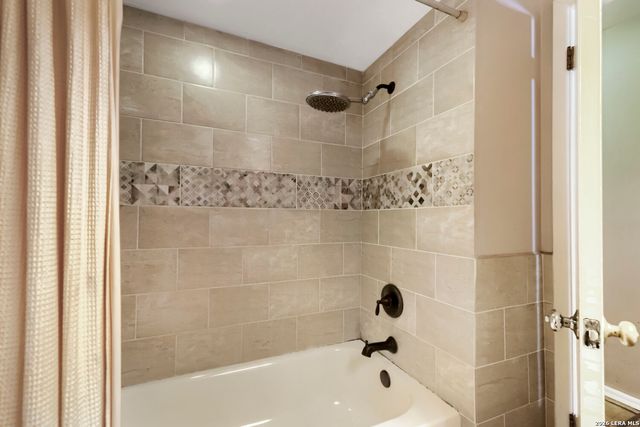 10215 Willowick Lane, San Antonio, TX 78217