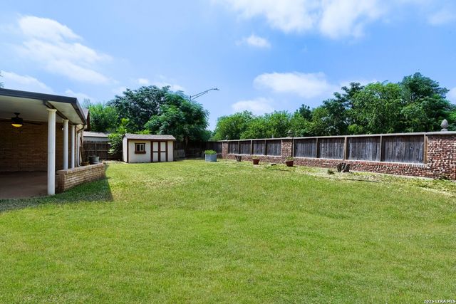 10215 Willowick Lane, San Antonio, TX 78217