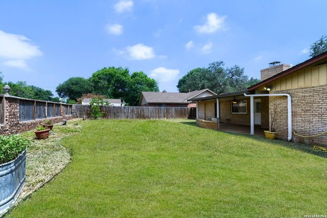 10215 Willowick Lane, San Antonio, TX 78217