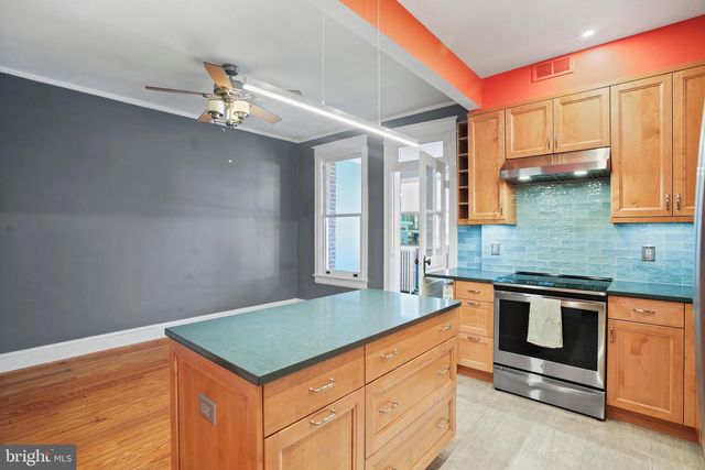 1612 POTOMAC AVE SE, Washington, DC 20003