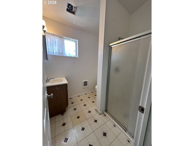 725 N RIVER BEND Rd, Otis, OR 97368