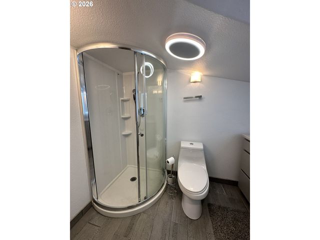 725 N RIVER BEND Rd, Otis, OR 97368