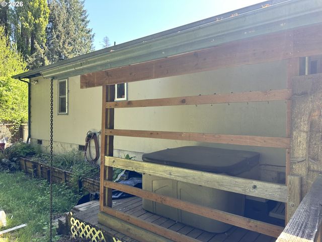 725 N RIVER BEND Rd, Otis, OR 97368