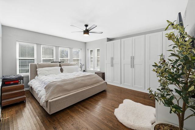 4112 W George Street 2W, Chicago, IL 60641