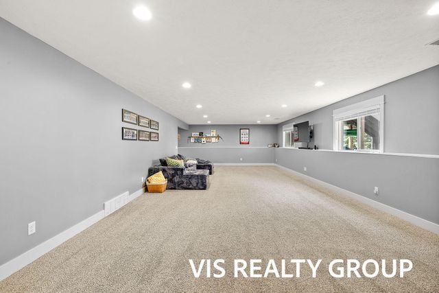15265 Canterbury Lane, Grand Haven Twp, MI 49417