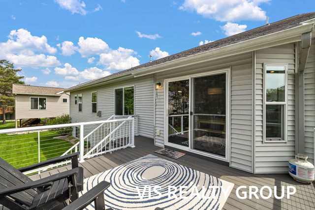 15265 Canterbury Lane, Grand Haven Twp, MI 49417