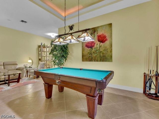 9149 Leatherwood LOOP, Lehigh Acres, FL 33936