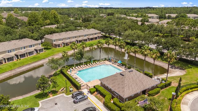 13358 OCEAN MIST Drive, Jacksonville, FL 32258