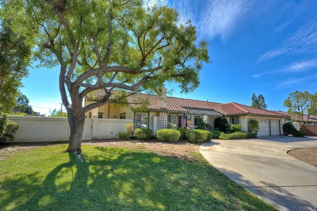 2329 Cortina Circle, Escondido, CA 92029 — photo 2