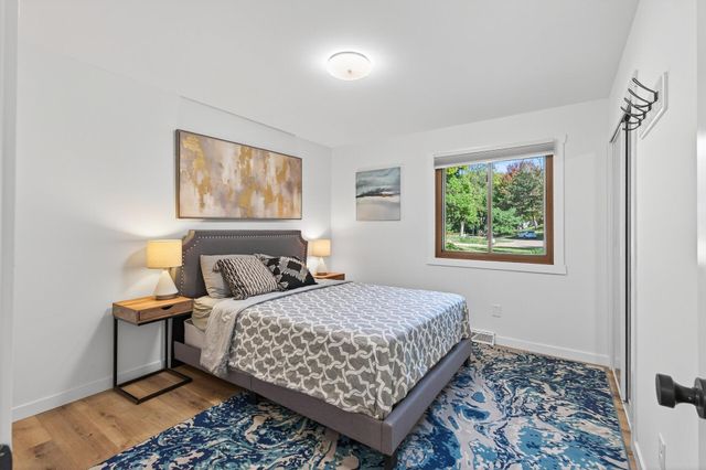 3225 Wellington Lane N, Plymouth, MN 55441