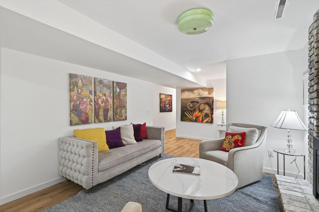 3225 Wellington Lane N, Plymouth, MN 55441