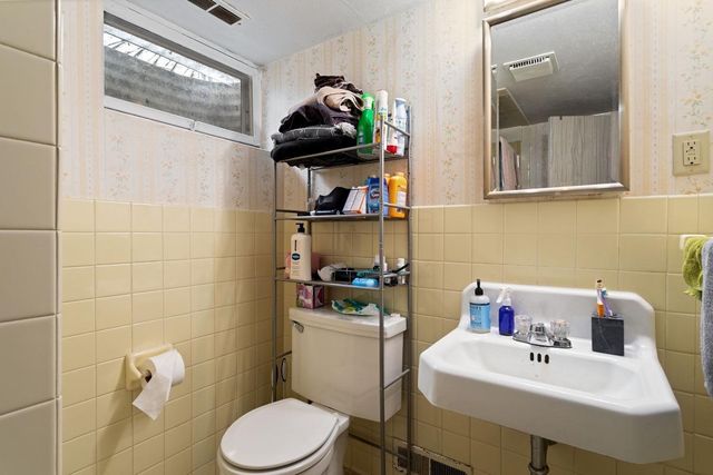 7439 10th Avenue S, Richfield, MN 55423