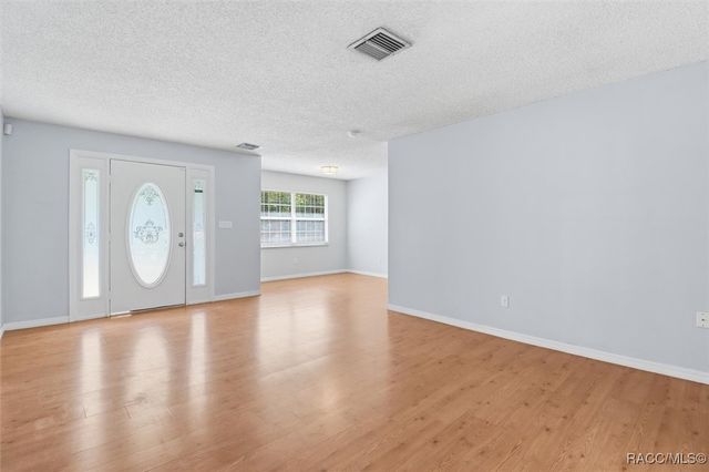 1305 W Sorrento Drive, Citrus Springs, FL 34434