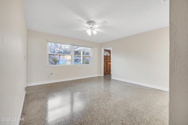 331 London Road, Holly Hill, FL 32117