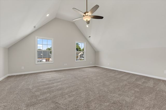 734 Shoemaker Ln, Clarksville, TN 37043