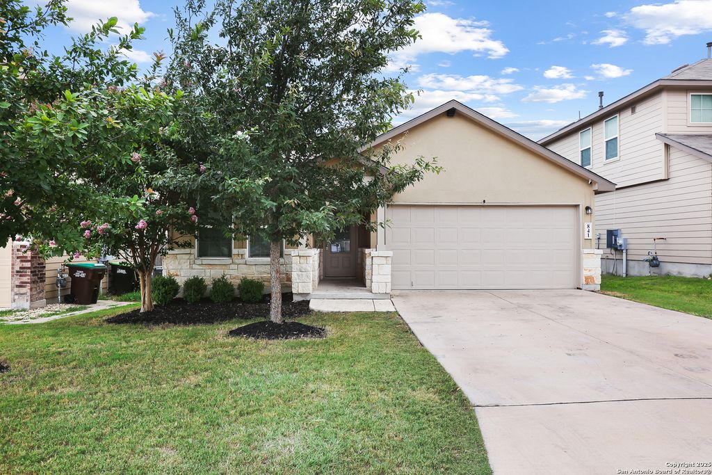 841 Hollimon Pkwy, San Antonio, TX 78253