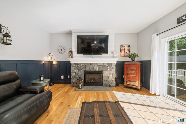 16 Glen Grove Road, Deep River, CT 06417