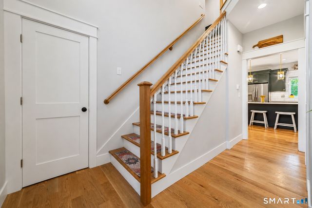 16 Glen Grove Road, Deep River, CT 06417