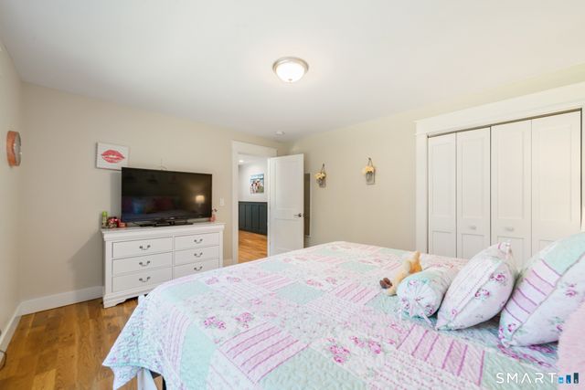 16 Glen Grove Road, Deep River, CT 06417