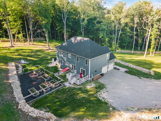 16 Glen Grove Road, Deep River, CT 06417