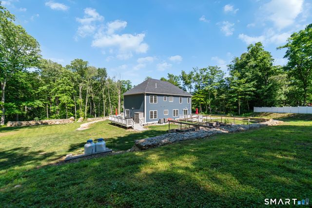 16 Glen Grove Road, Deep River, CT 06417