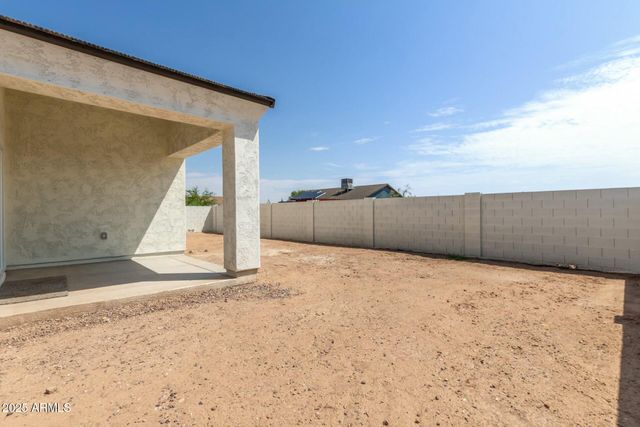 14595 S REDONDO Road, Arizona City, AZ 85123