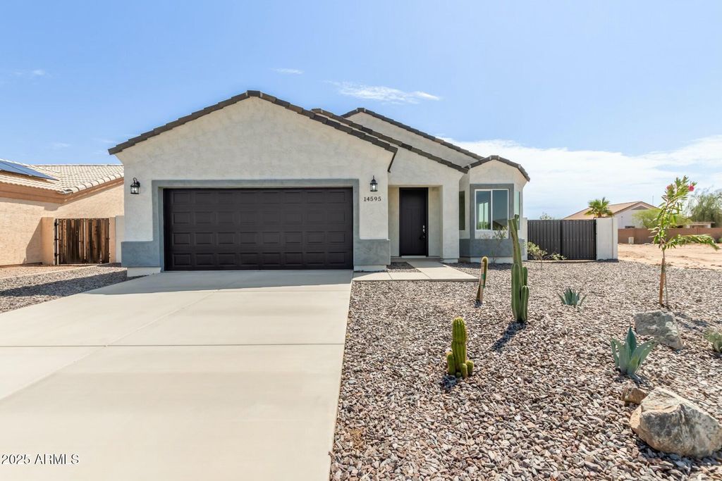 14595 S REDONDO Road, Arizona City, AZ 85123