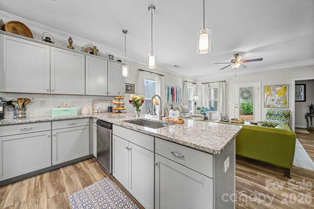 4612 Poinsettia Avenue, Gastonia, NC 28056