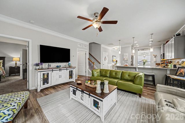 4612 Poinsettia Avenue, Gastonia, NC 28056