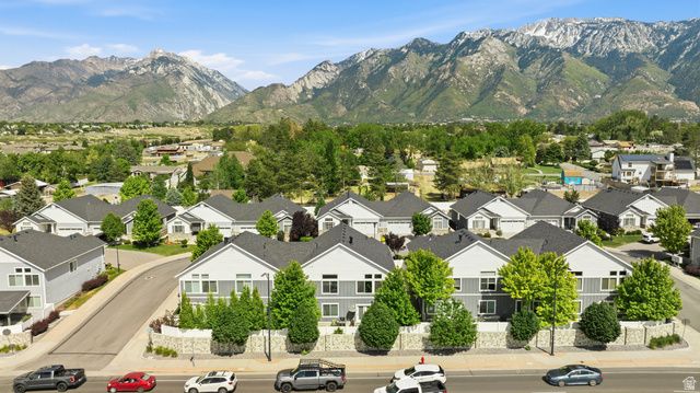 10682 S BRIDLEWOOD LN, Sandy, UT 84092