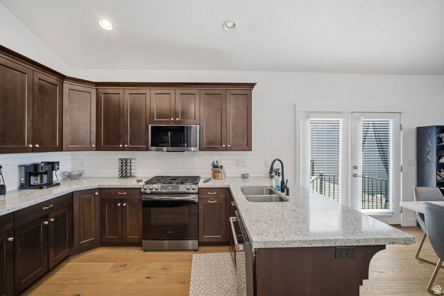 10682 S BRIDLEWOOD LN, Sandy, UT 84092