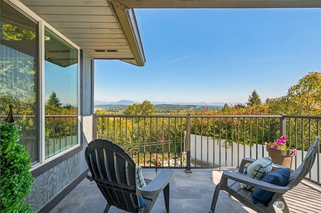 2925 Panaview Blvd, Everett, WA 98203