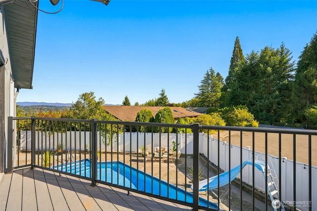 2925 Panaview Blvd, Everett, WA 98203