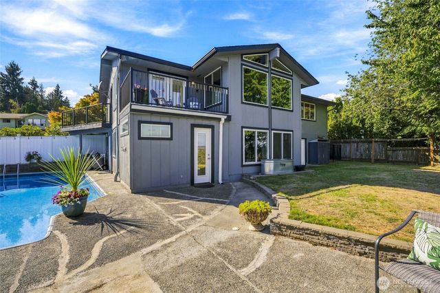 2925 Panaview Blvd, Everett, WA 98203