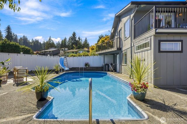 2925 Panaview Blvd, Everett, WA 98203