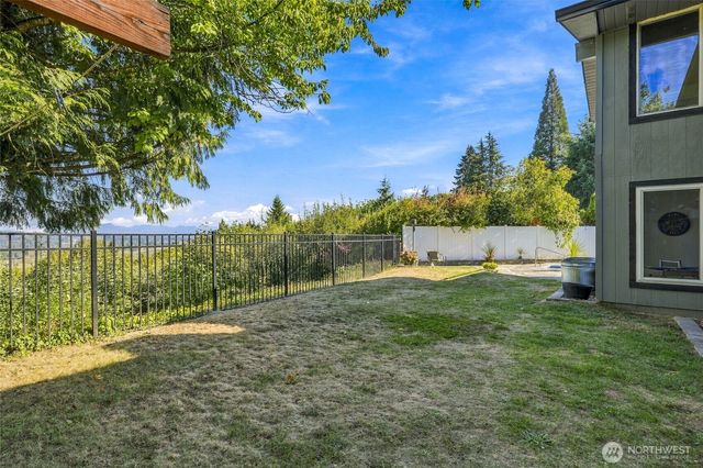 2925 Panaview Blvd, Everett, WA 98203