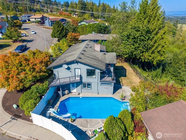 2925 Panaview Blvd, Everett, WA 98203
