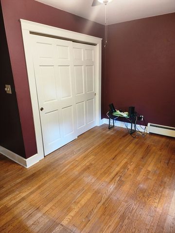 39 Everett Ave, Webster, MA 01570