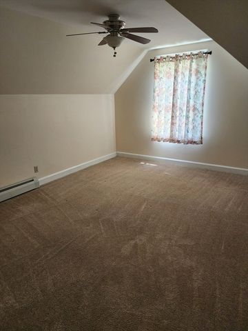 39 Everett Ave, Webster, MA 01570
